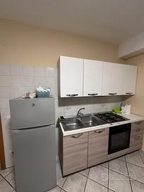 CUCINA COMPRESA DI CAPPA, LAVELLO , FRIGORIFERO