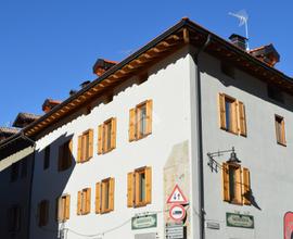 3 LOCALI A PINZOLO
