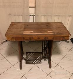 Macchina da cucire  Necchi