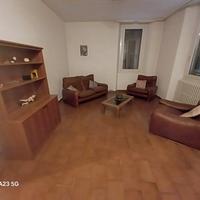 divano e poltrone in pelle