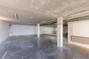 VENDITA CAPANNONE INDUSTRIALE ADIACENTE ALLE TANGE