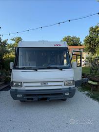 Motorhome Arca 616in Giugiaro Design