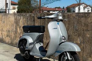 Vespa et3 125 primavera