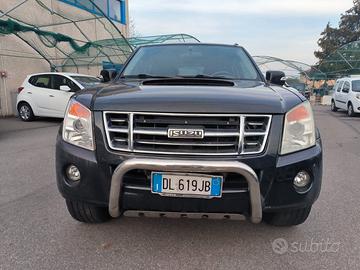 Isuzu D-max 3.0tdi / 120 kW /10-2007MOTORE NON FUN