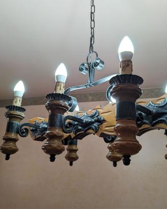 Lampadario in Legno e Ferro Battuto, Medievale