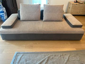 Divano gobbo salotti