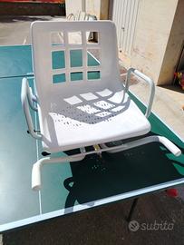 sedia girevoke per vasca da bagno, mai usata. 