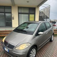 MERCEDES CLASSE A 180 CDI Avantgarde Edition