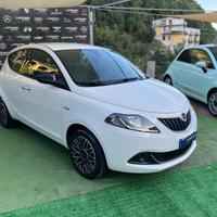 Lancia Ypsilon 1.0 FireFly 5 porte S&S Hybrid Silv