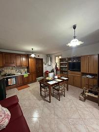 3 LOCALI A BELLEGRA