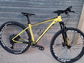 Mountain bike Scott 29