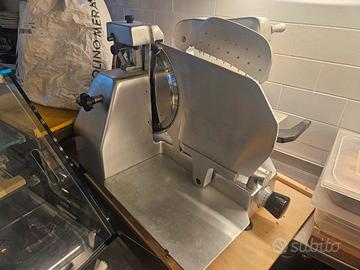 affettatrice lama.30 cm