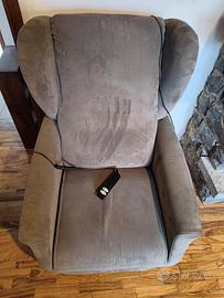 Poltrona reclinabile elettrica 