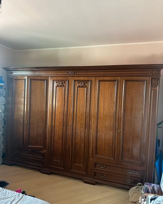 Armadio Classico in Vero Legno