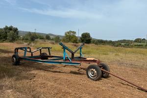 Rimorchio barca carrello