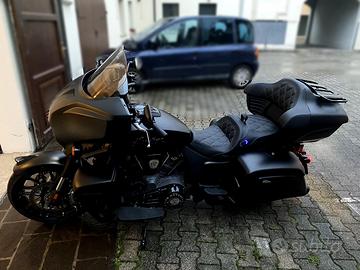 Indian Roadmaster Power Plus Dark Horse 2025