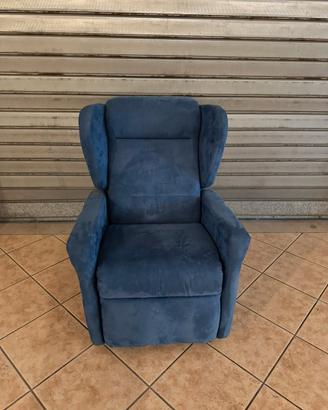 Poltrona relax blu in tessuto