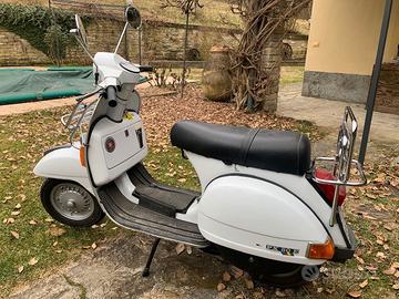 Vespa P80 X