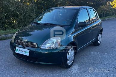 TOYOTA Yaris 1.0i 16V cat 5 porte