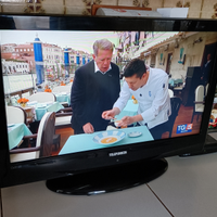 Televisore 26 pollici con decoder