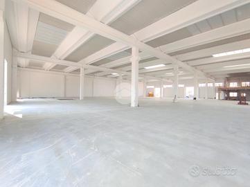 CAPANNONE A PADERNO FRANCIACORTA