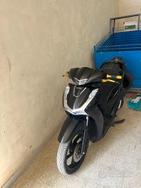 sh 125