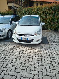 auto Hyundai 