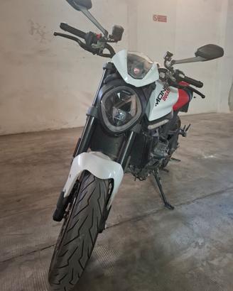 monster 937 in perfette condizioni  