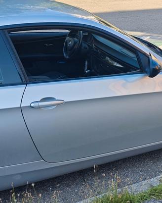 BMW 320D E92 Coupe Project Car / Da ripararE