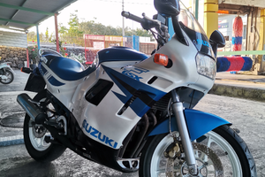 Suzuki Gsx f 600