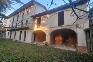 CASA SEMINDIPENDENTE A GASSINO TORINESE