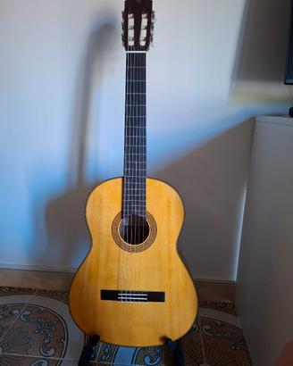 CHITARRA YAMAHA CG142S