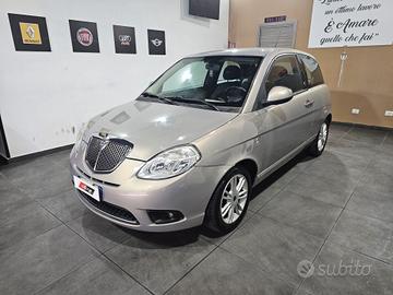 Lancia Ypsilon 1.4 Platino Ecochic GPL