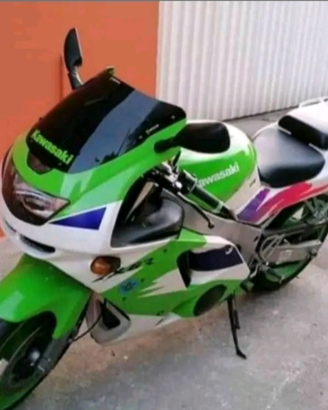 Kawasaki ninja zx6r storica