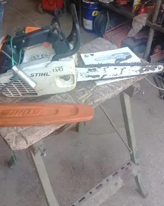 MOTOSEGA STIHL