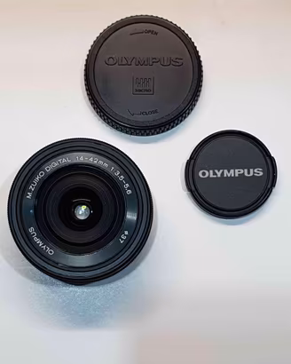 Obiettivo Olympus 14-42 EZ f/3.5-5.6