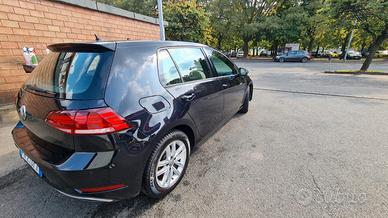 VOLKSWAGEN Golf 7ª serie - 2018
