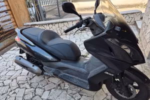 Kymco downtown 300