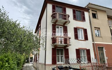 4 Locali con Terrazzo Vivibile - Cuore di San Salv
