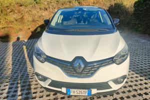 RENAULT SCENIC BOSE - ENTRA E LEGGI