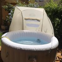 Piscina con idromassaggio