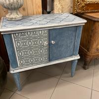 Comodino blu marocco