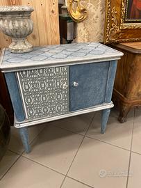 Comodino blu marocco