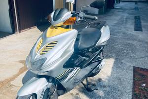 Motorino 50cc Aerox - Yamaha