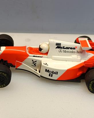 Slot car 1:32 scalextric Mc larem f1