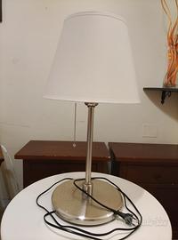 Lampada da tavolo