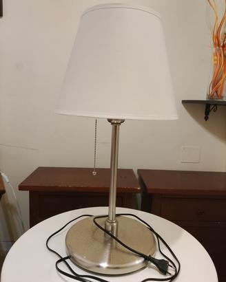 Lampada da tavolo