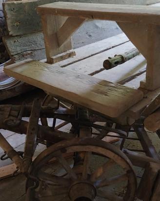 Carro d'epoca in legno