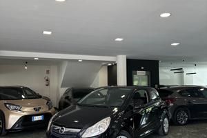 Opel Corsa 1.2 3 porte Enjoy