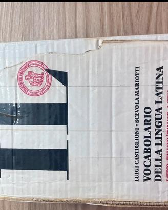 dizionario latino IL